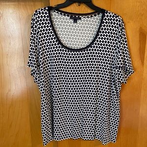 Women’s Tommy Hilfiger Navy/White Geo Pattern Sleek Tee - Size 2X